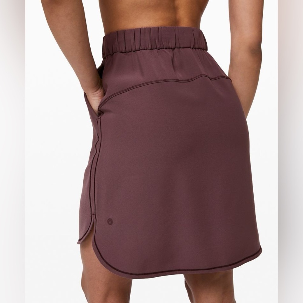 Lululemon On The Fly Burgundy Skirt Size 6